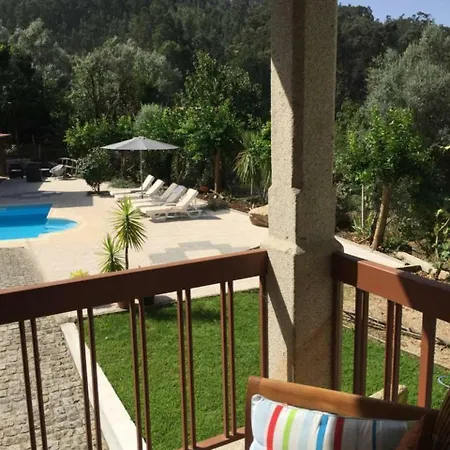 With Private Pool Sequeiros (Braga)